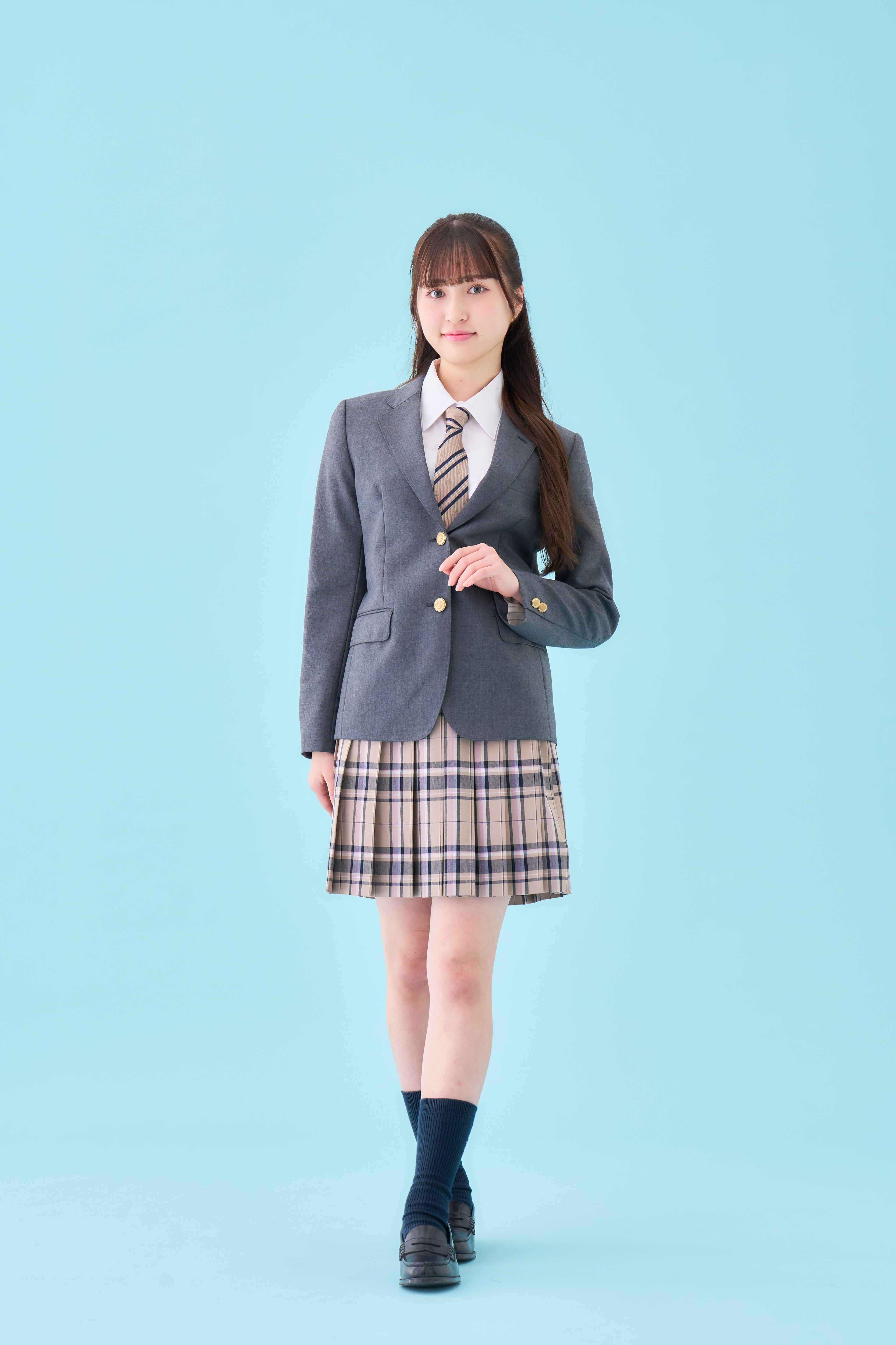 モデル身長：164cm　着用サイズ：M-48