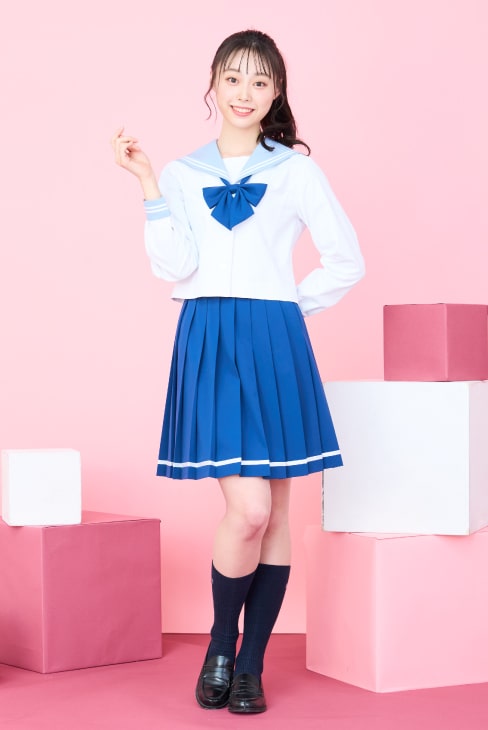 モデル身長：169cm　着用サイズ：M